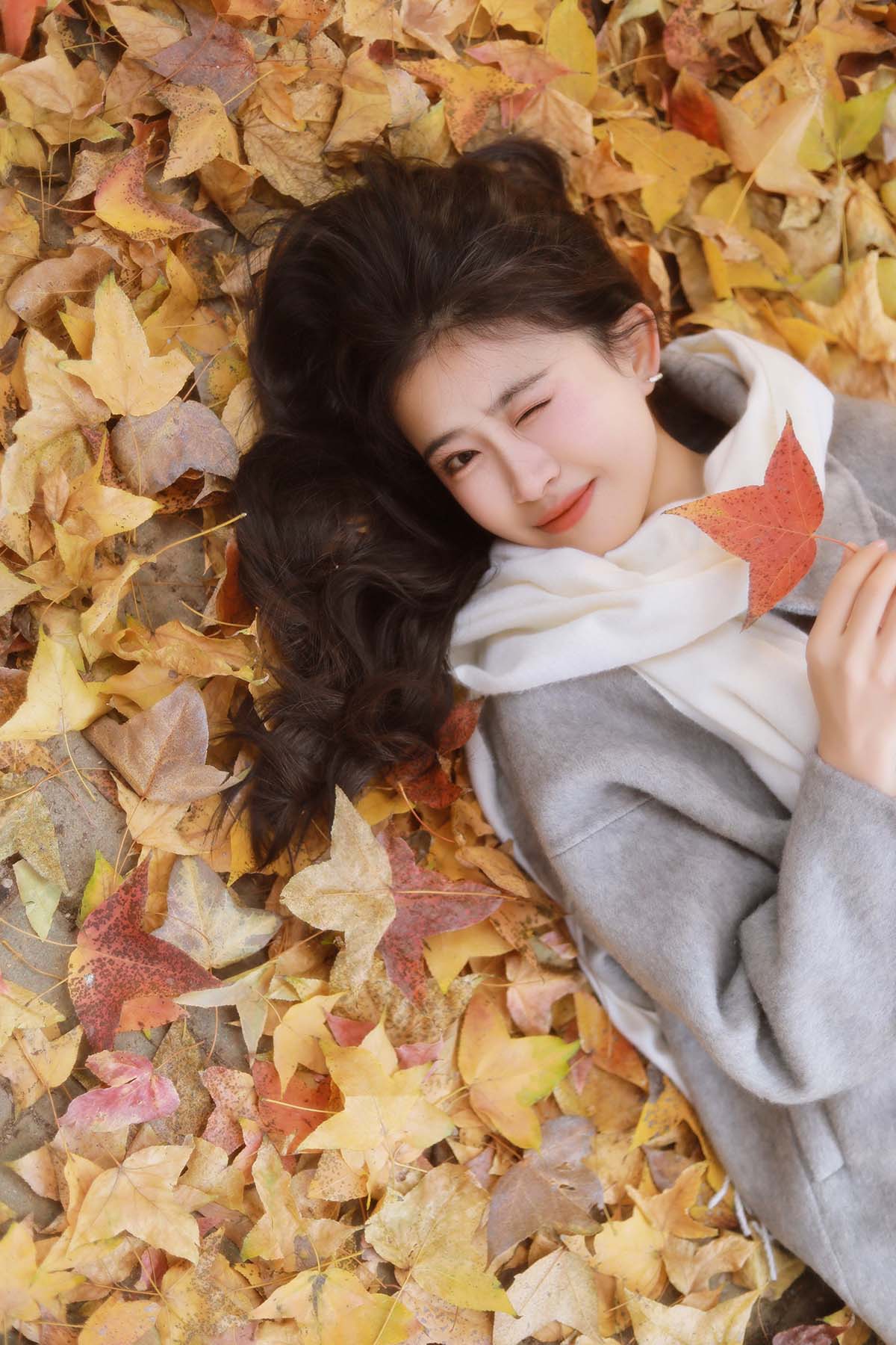 [YITUYU艺图语]2025.02.27 暖冬 小草草呀 预览图 - 2