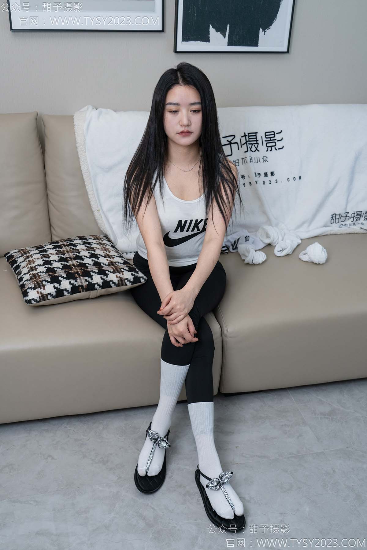 甜予摄影 NO.147 澜澜-凉鞋、高跟鞋、长腿袜、白棉袜 预览图 - 2