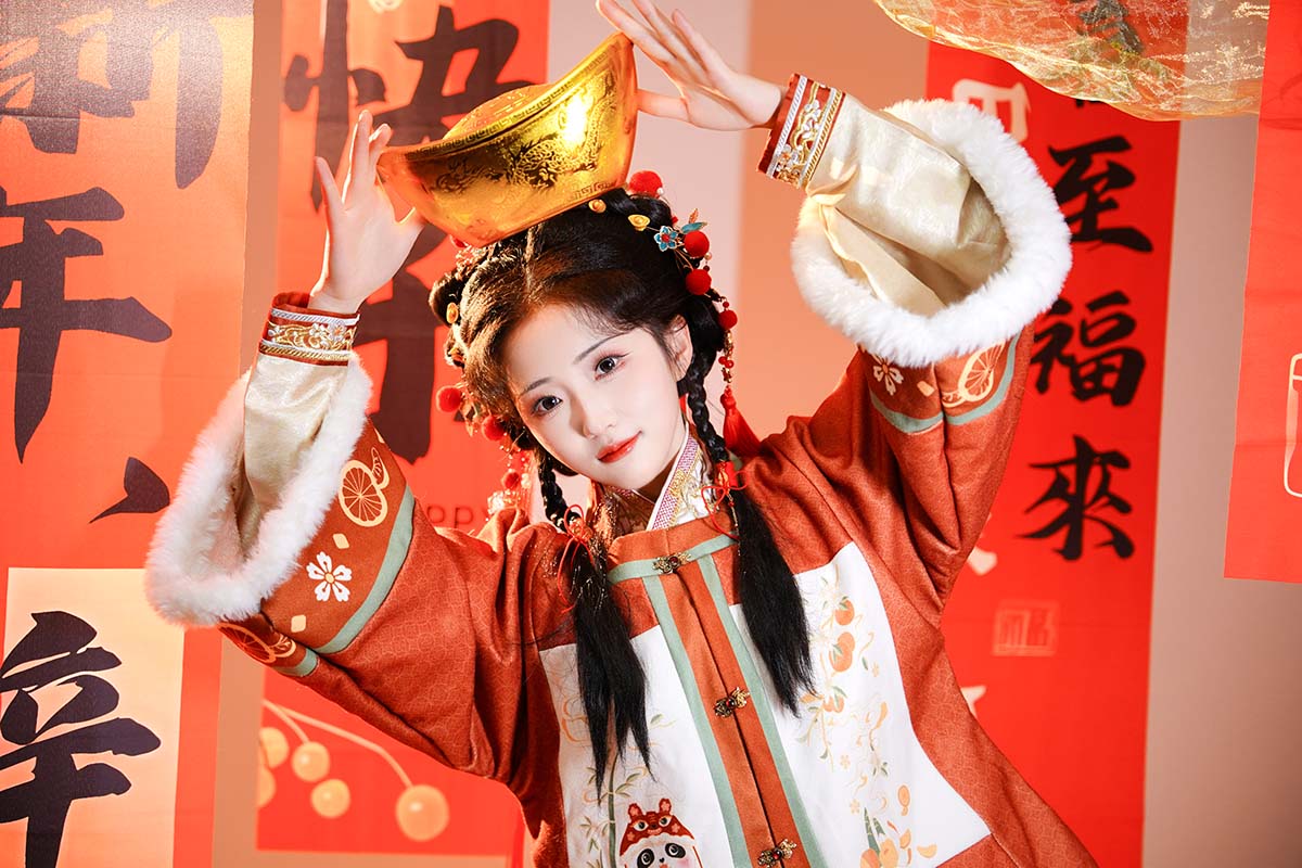 [YITUYU艺图语]2025.03.06 贺新春 兔牙w