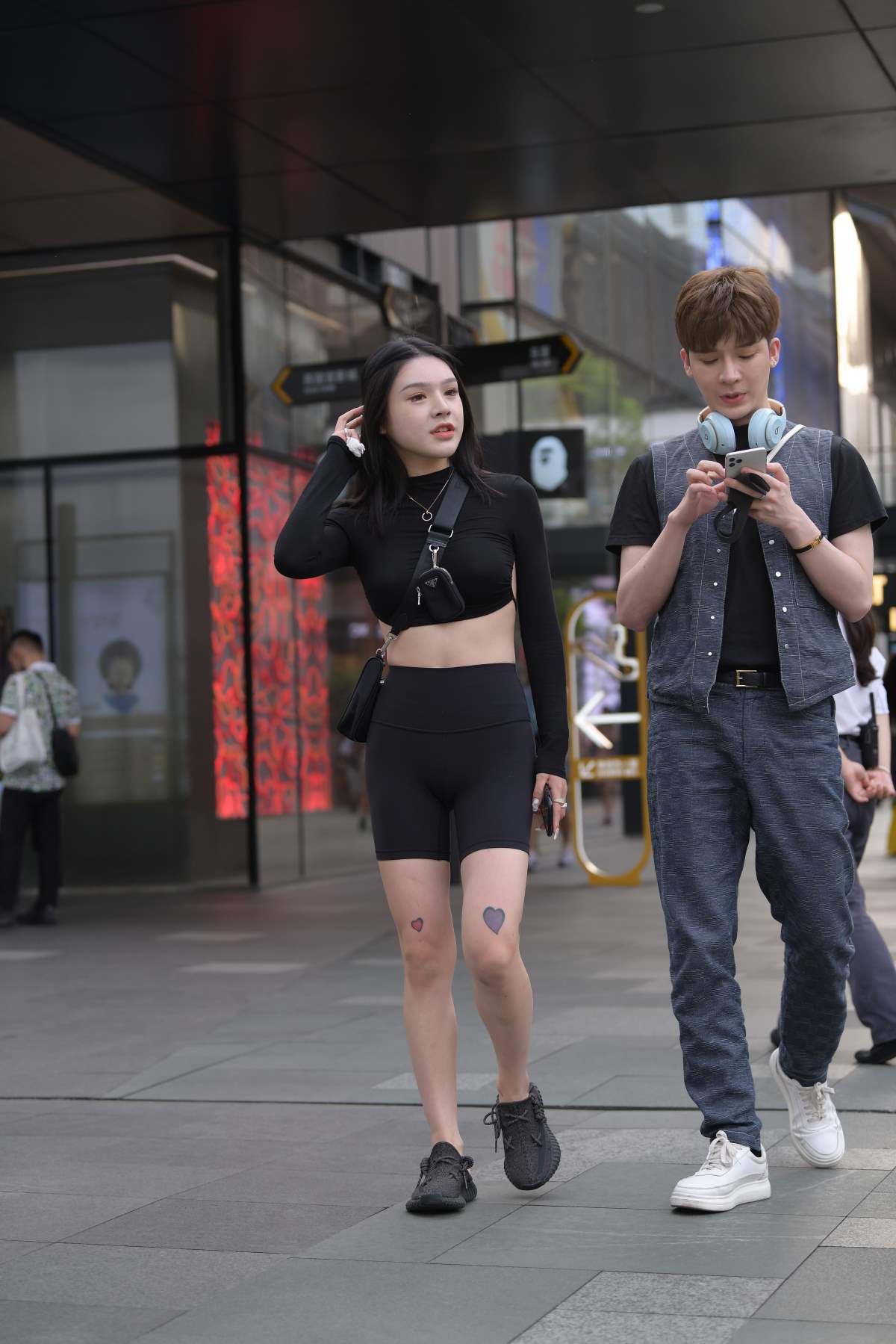 精选街拍作品 NO.4044 活力暗黑风