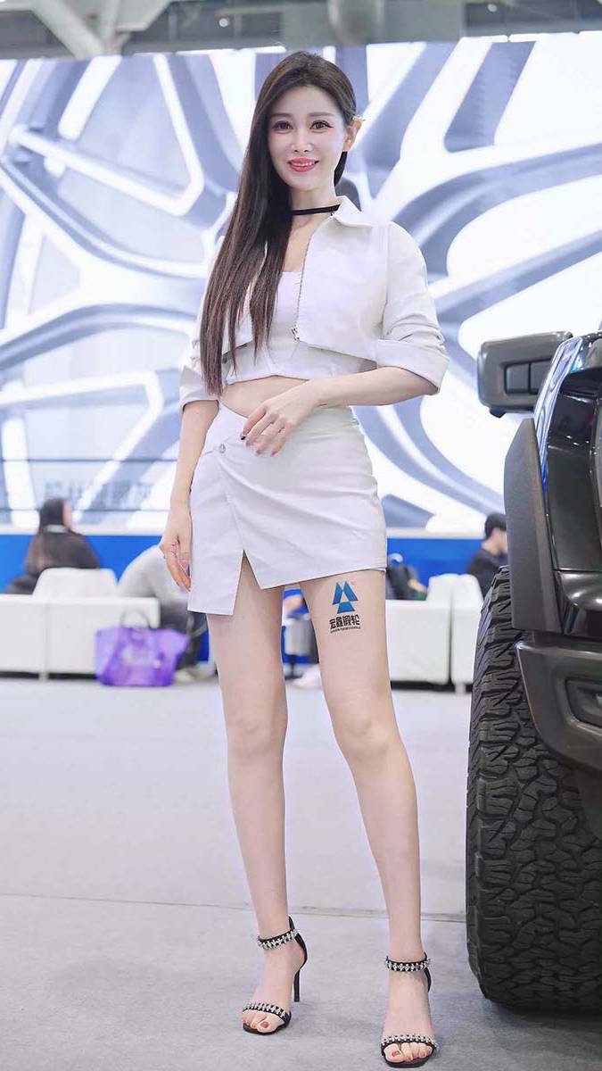 2024 深圳改装车展 Auto Salon 车模抖音网红随拍 55