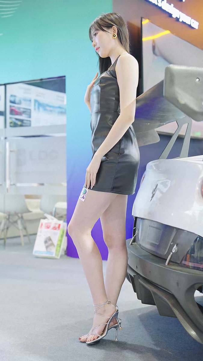 2024 深圳改装车展 Auto Salon 车模抖音网红随拍 56