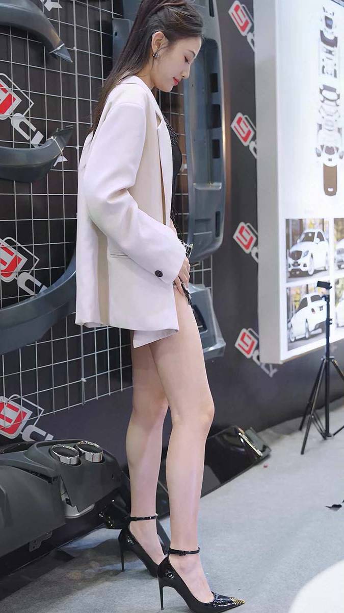 2024 深圳改装车展 Auto Salon 车模抖音网红随拍 68