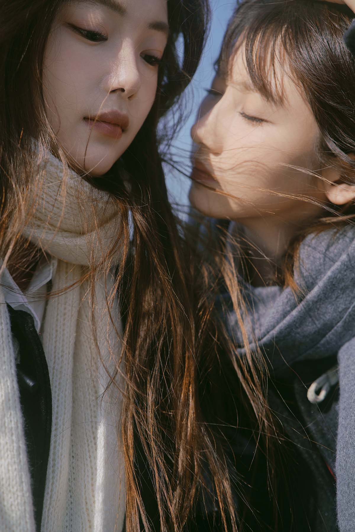 [YITUYU艺图语]2025.03.15 江风轻拂，双生少女的清甜时光 橘子