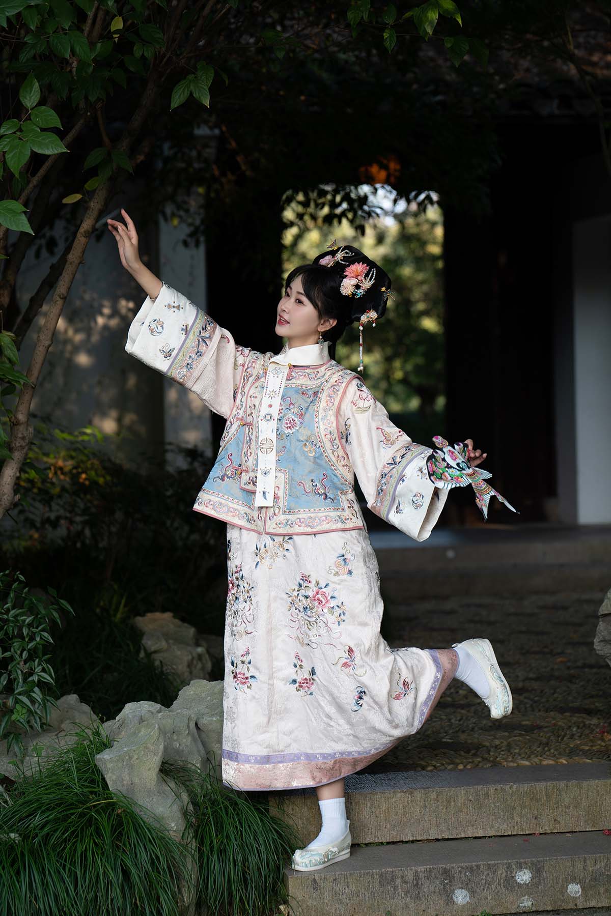 [YITUYU艺图语]2025.03.18 可爱小格格 湫一只岁岁 预览图 - 2