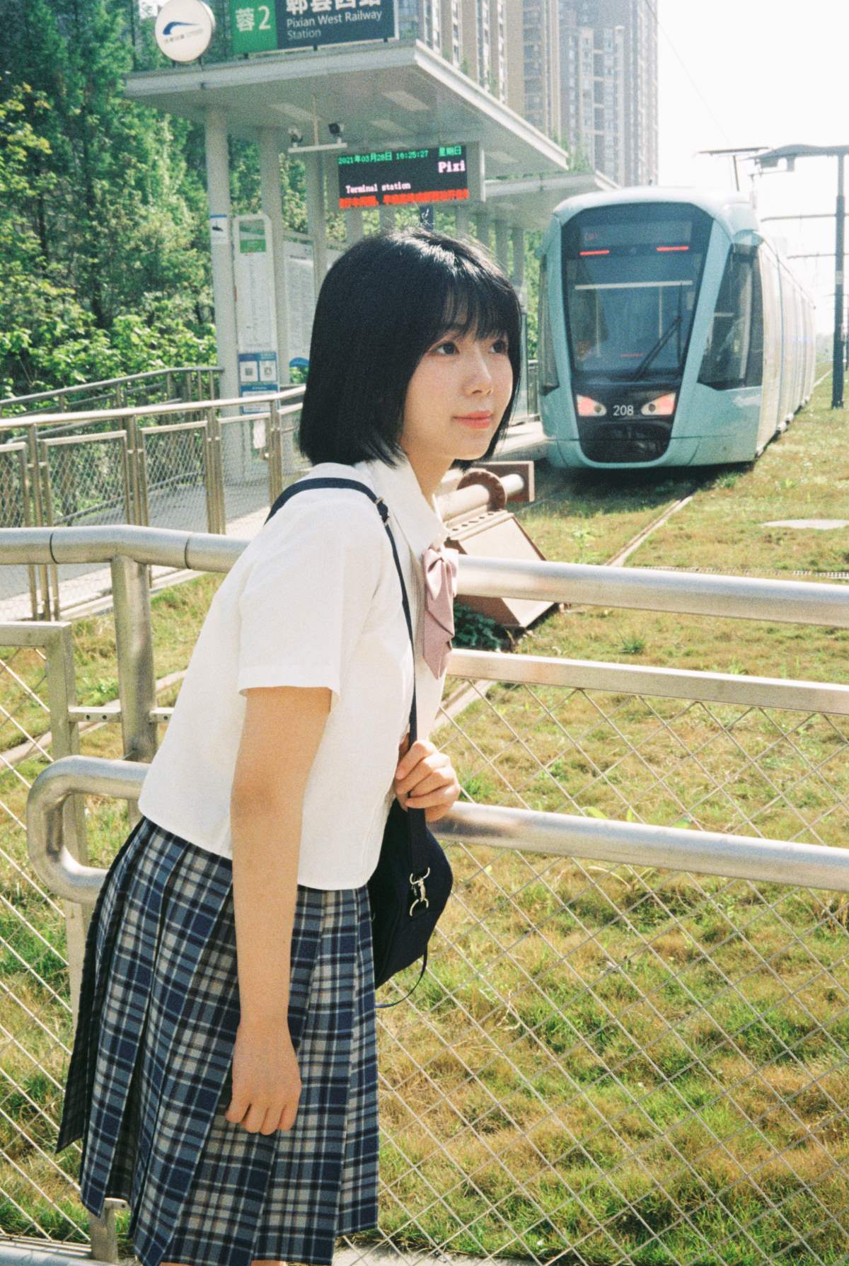 [YITUYU艺图语]2025.03.21 路边 洛洛