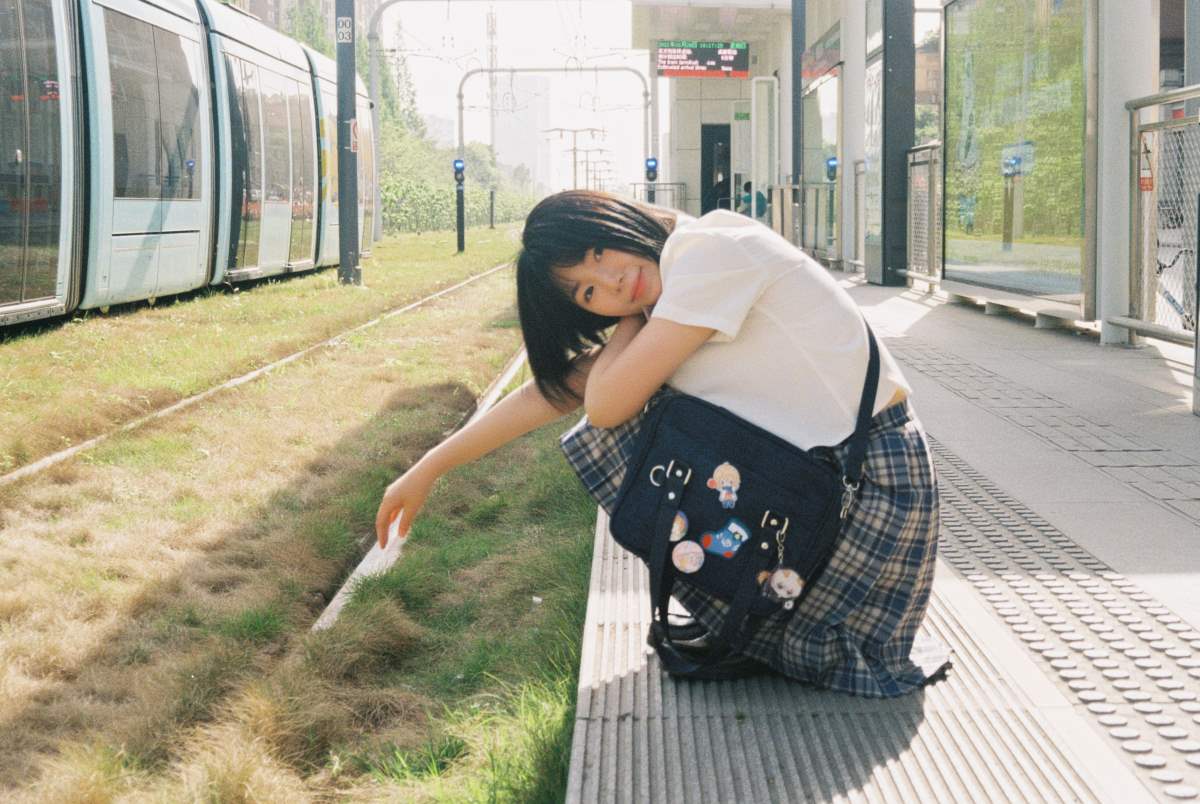 [YITUYU艺图语]2025.03.21 路边 洛洛 预览图 - 2