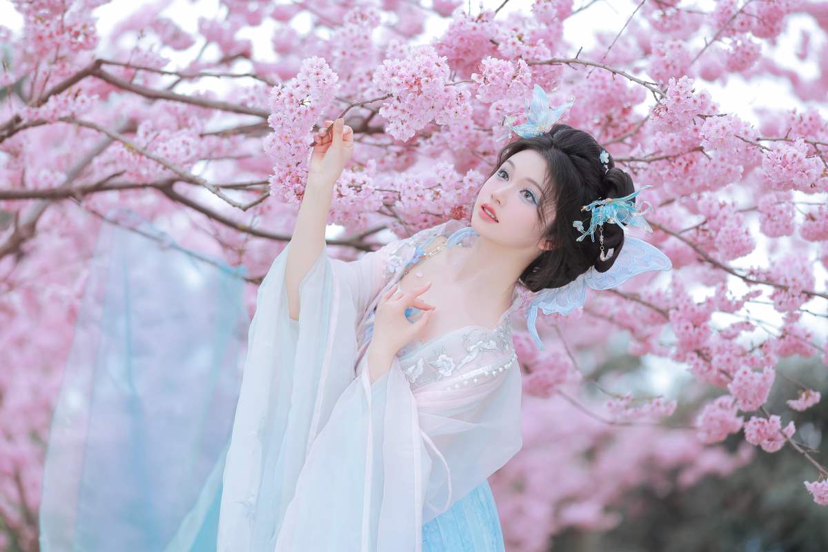 [YITUYU艺图语]2025.03.21 樱舞蝶衣 十元zz 预览图 - 2