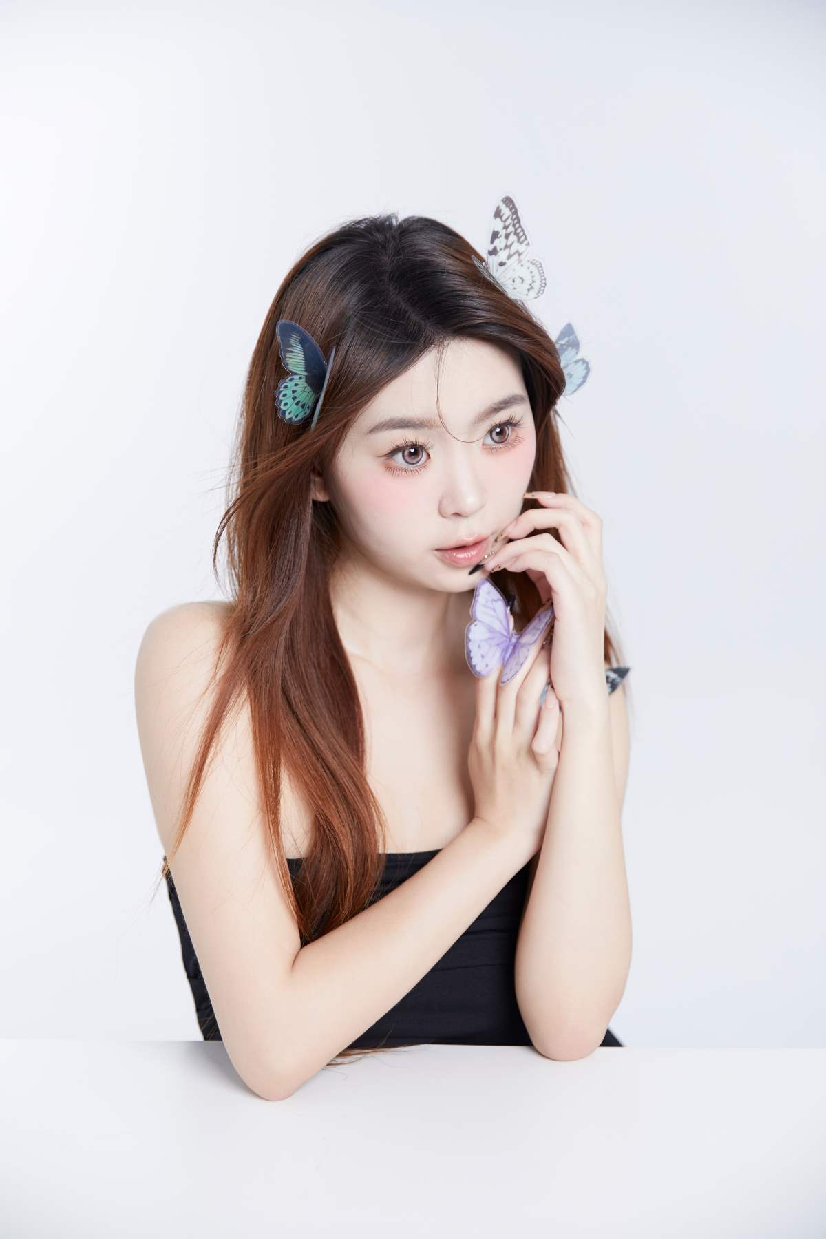 [YITUYU艺图语]2025.03.23 韩系蝴蝶肖像 CARLEE是77呀