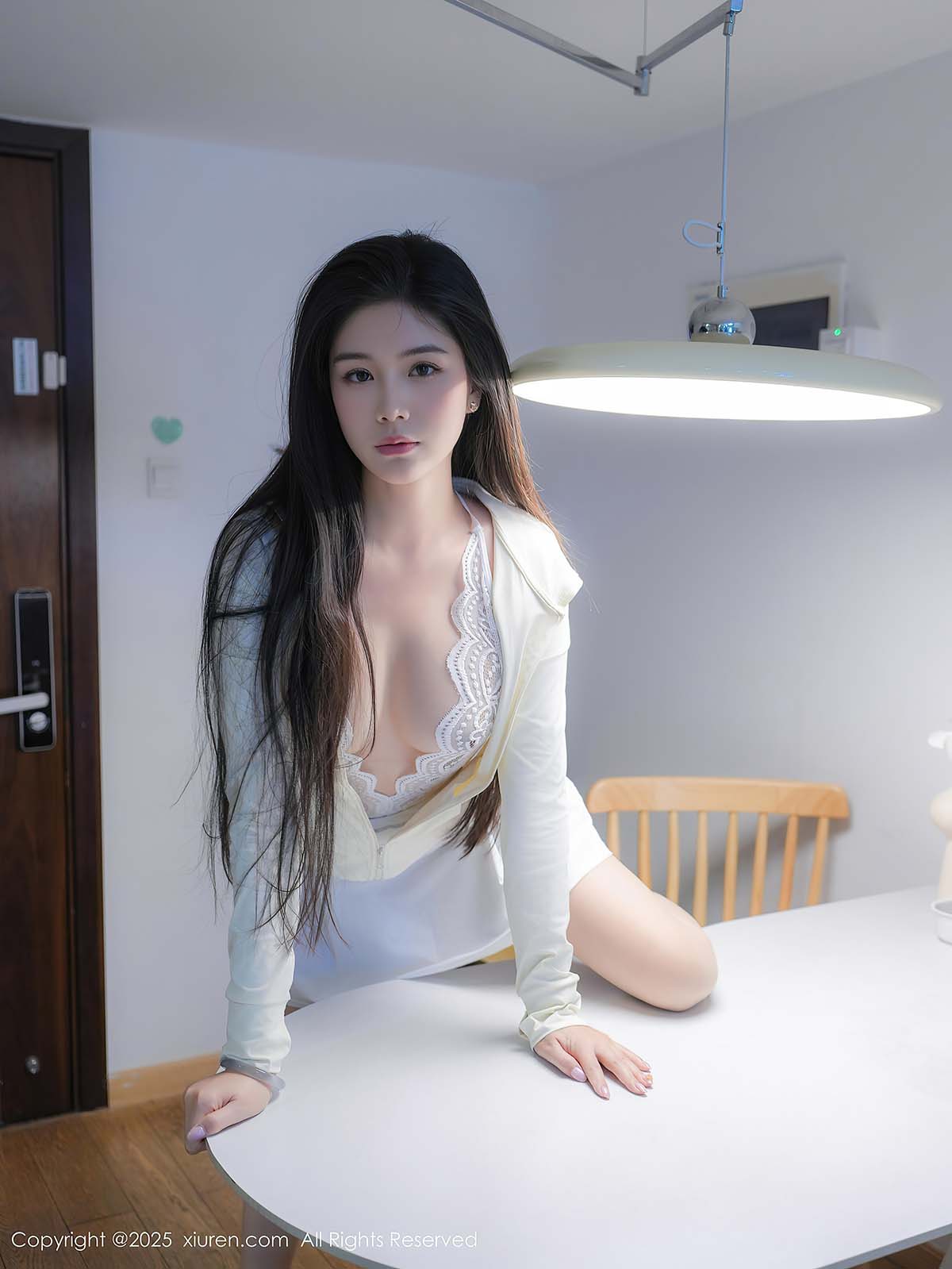 [Xiuren秀人网]2025.05.26 NO.10325 雪糕CiCi 预览图 - 2