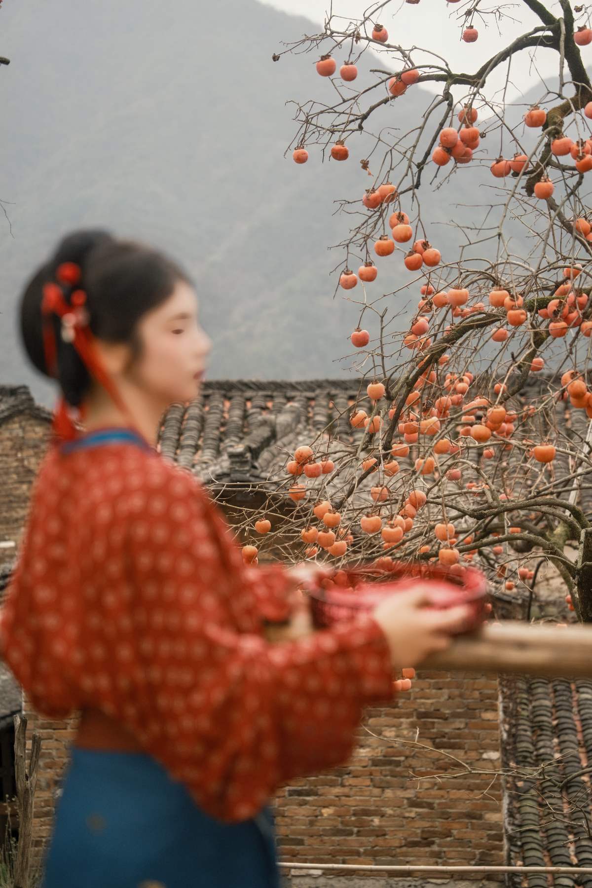 [YITUYU艺图语]2025.03.25 新春晒娘 花花 预览图 - 2