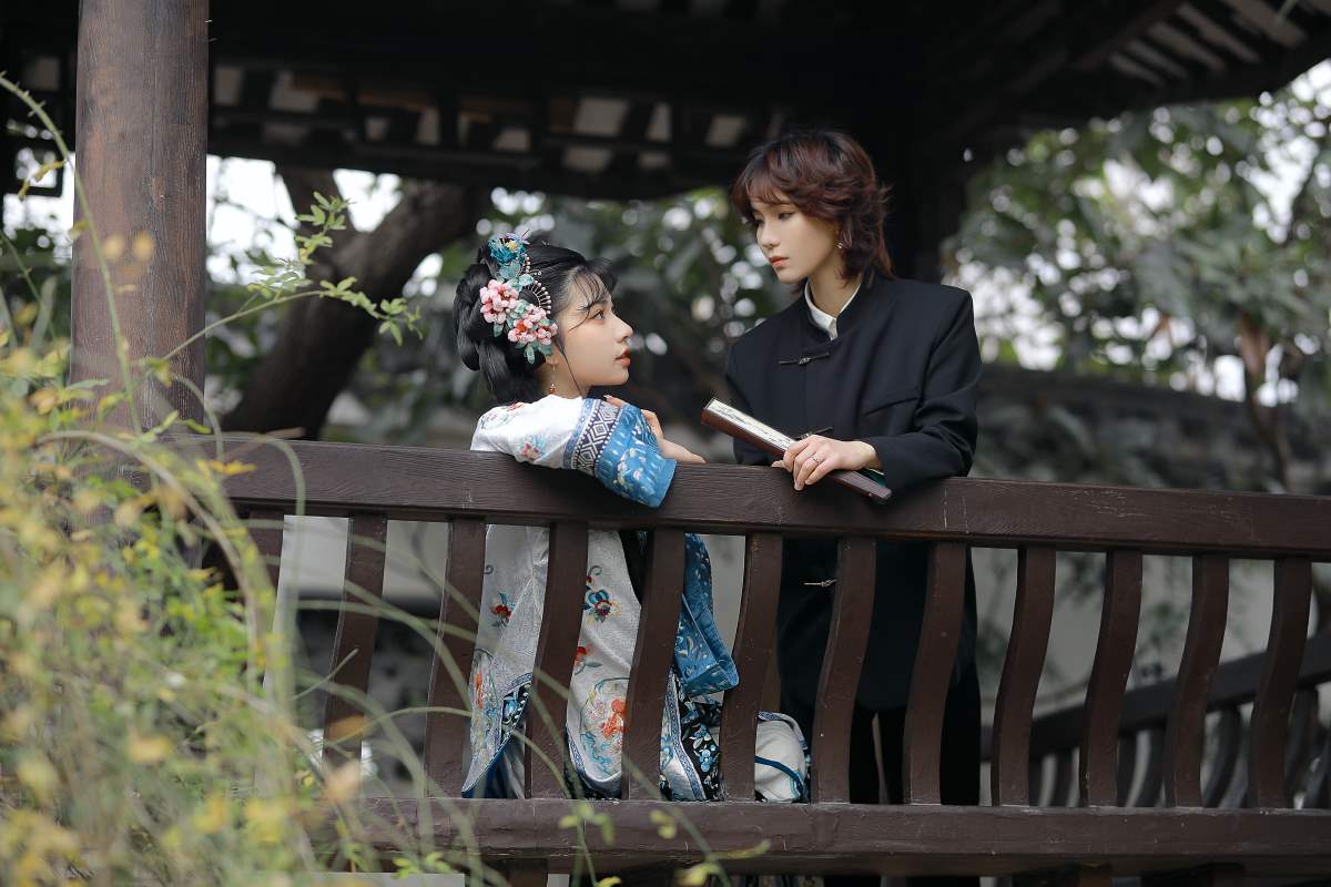 [YITUYU艺图语]2025.03.26 清汉女与留洋少爷 阿冥 预览图 - 2