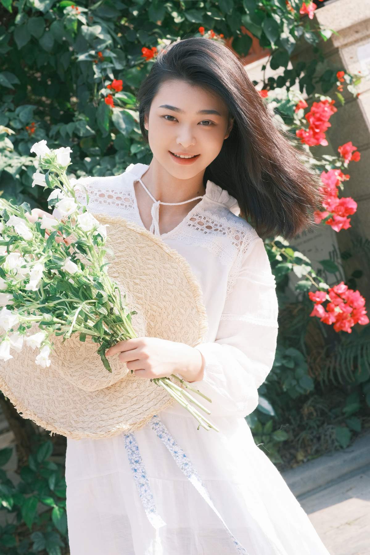 [YITUYU艺图语]2025.03.27 十万个春天 童童 预览图 - 2