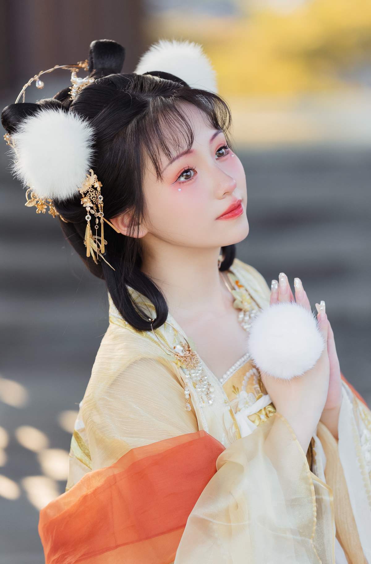 [YITUYU艺图语]2025.03.29 玲珑玉兔 一只年糕精 预览图 - 2