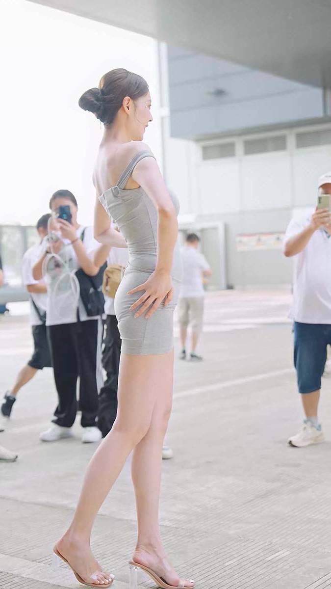 2024 深圳粤港澳大湾区车展 Model 车模随拍 08