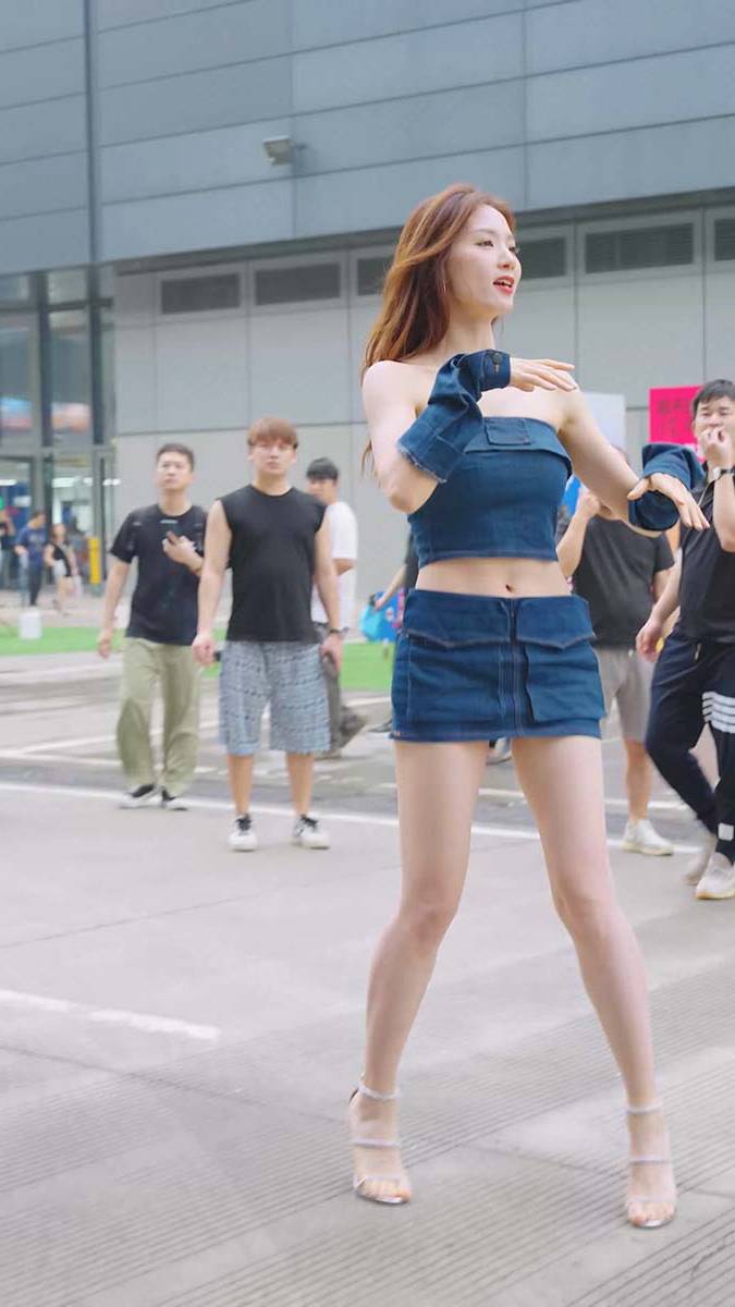 2024 深圳粤港澳大湾区车展 Model 车模随拍 09