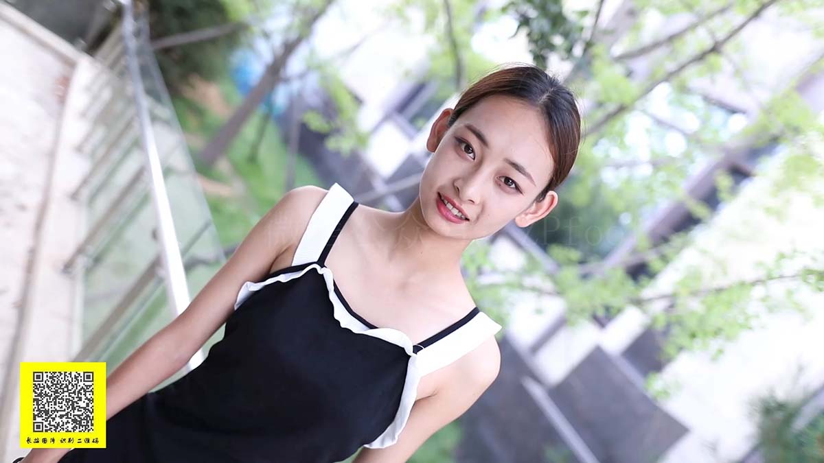 [LSS山茶摄影]丝足视频 NO.074