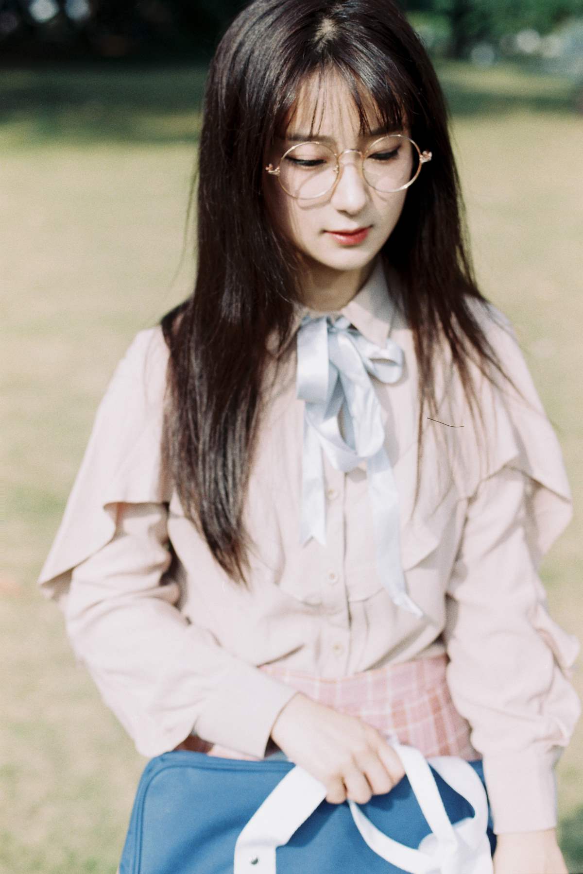 [YITUYU艺图语]2025.03.31 校园秋日 小明 预览图 - 2