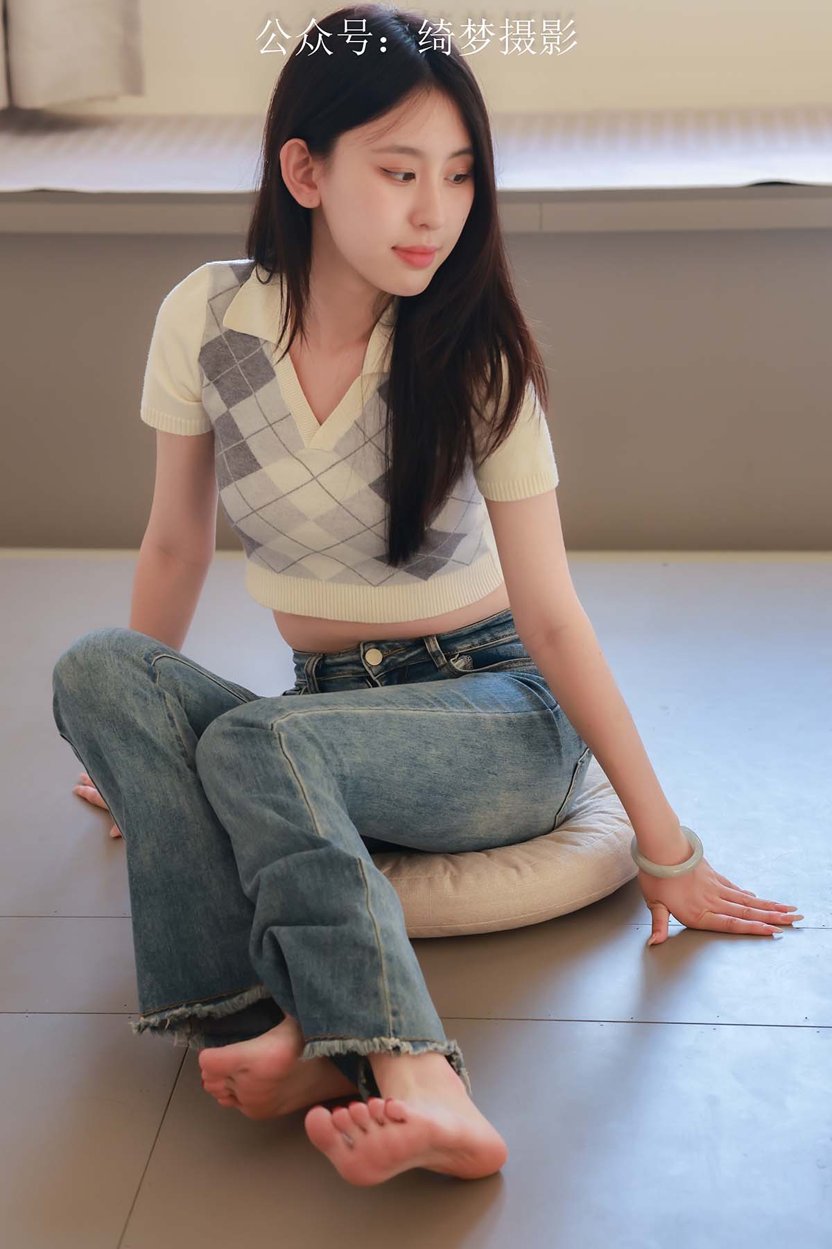 绮梦摄影 2024.09.16 NO.024 yaya 珍藏无修无水印版 预览图 - 2