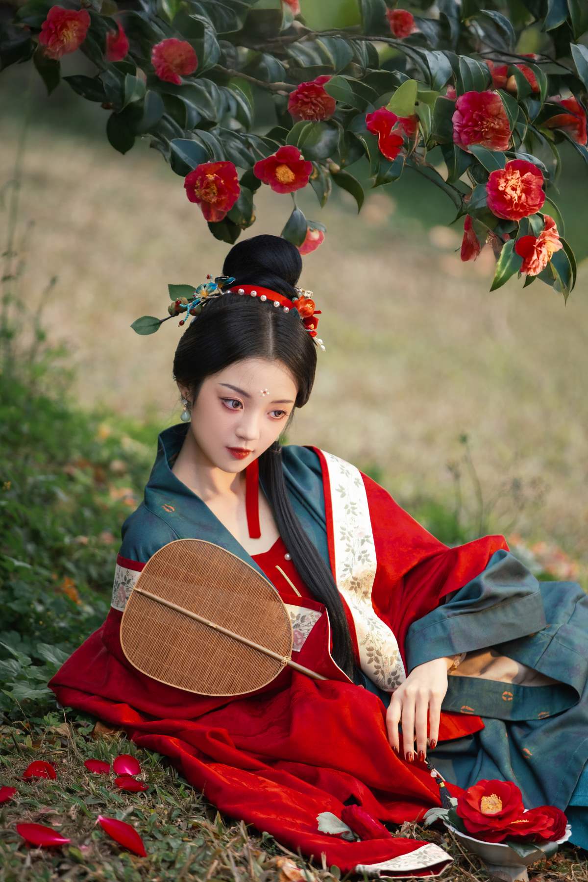 [YITUYU艺图语]2025.04.01 春未归 七霓巳猫-