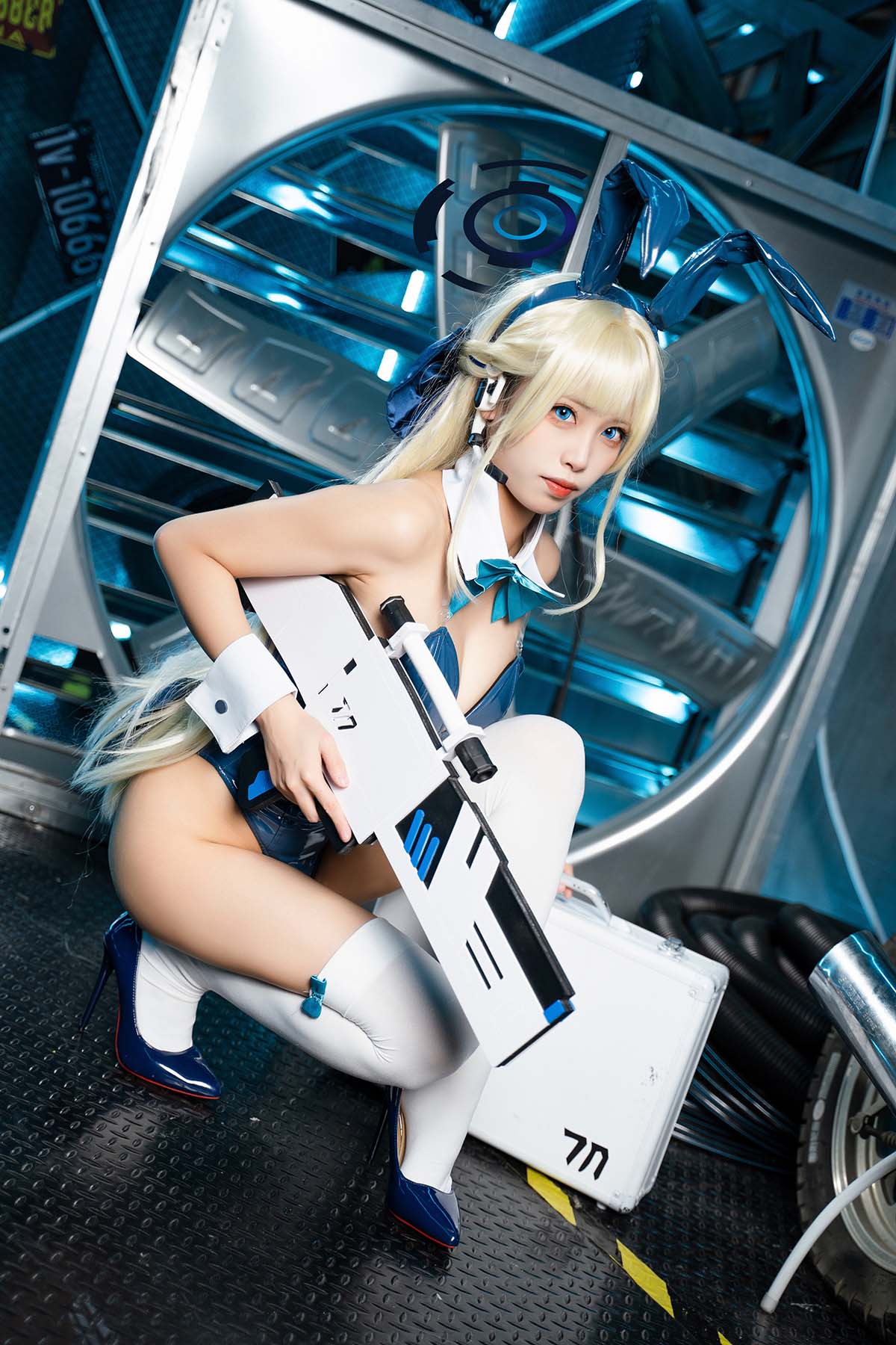 三無人型 – 蔚蓝档案 飞鸟马时兔女郎