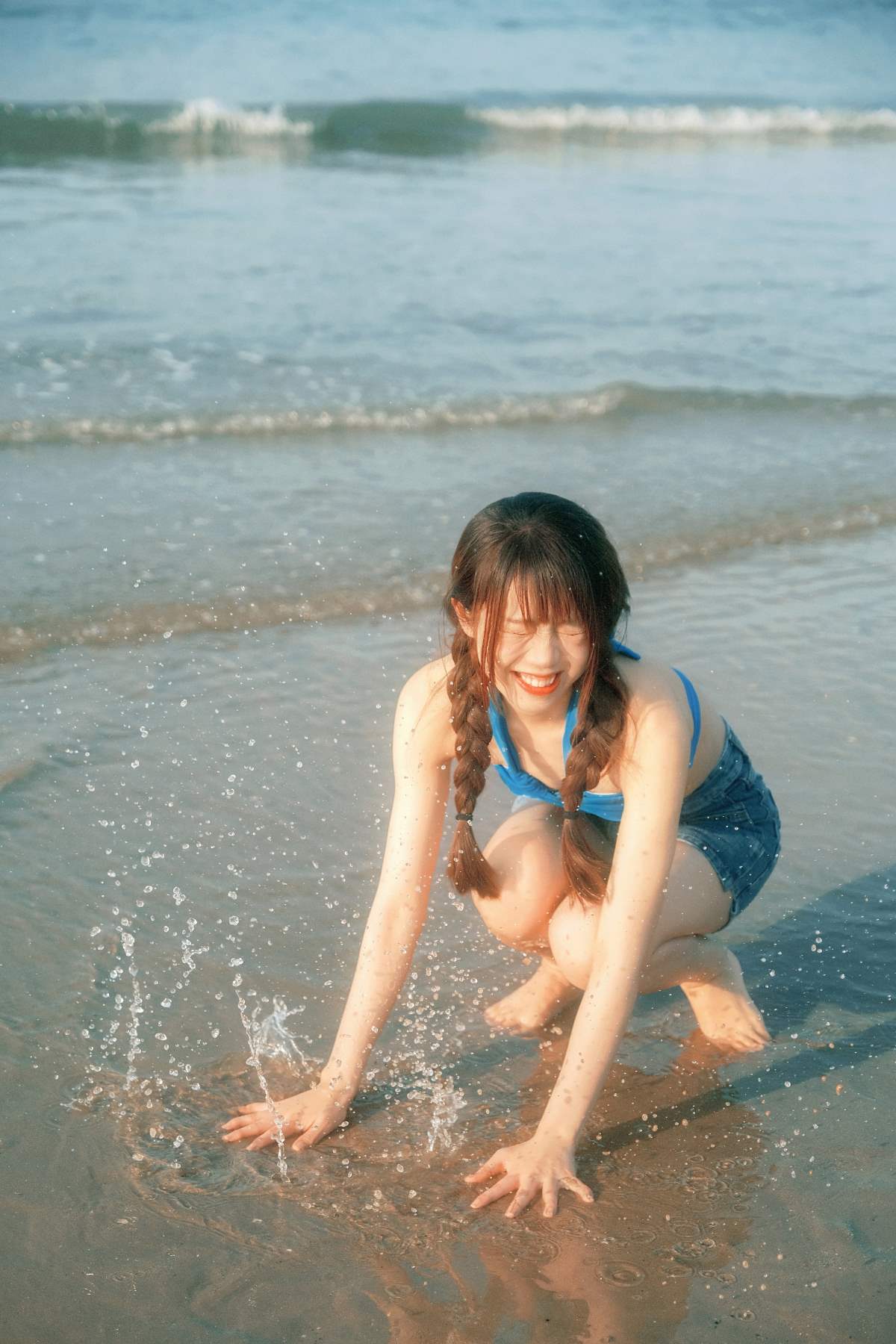 [YITUYU艺图语]2025.04.11 海边日记 祝勺子 预览图 - 2