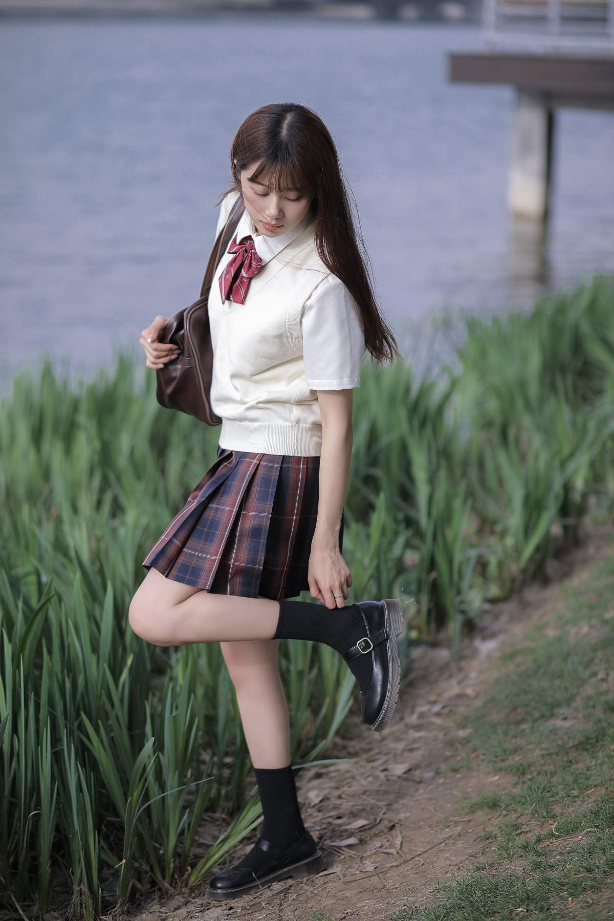 [YITUYU艺图语]2025.04.08 早春里的她 早早 预览图 - 2