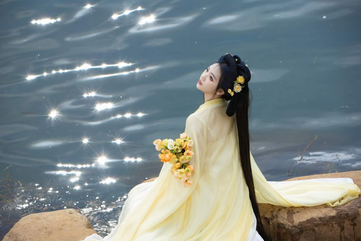 [YITUYU艺图语]2025.04.11 春日 晚江亭 预览图 - 2