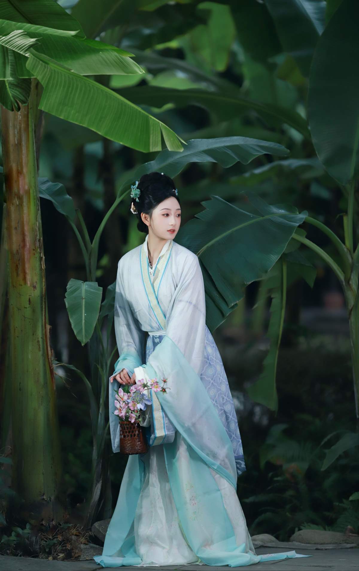 [YITUYU艺图语]2025.04.12 扇仙 小王碎彬彬