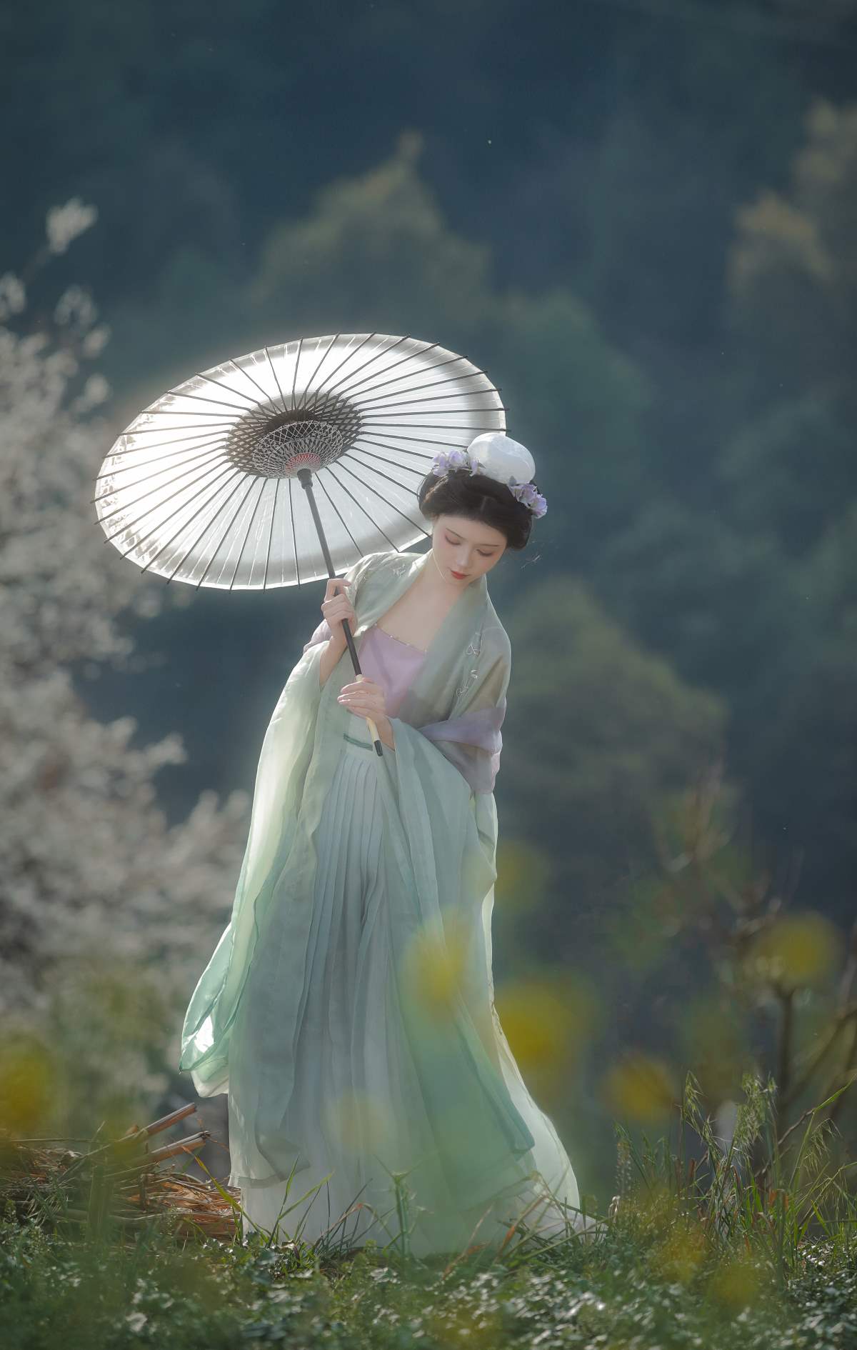 [YITUYU艺图语]2025.04.16 春山如黛草如烟 吾岁岁 预览图 - 2