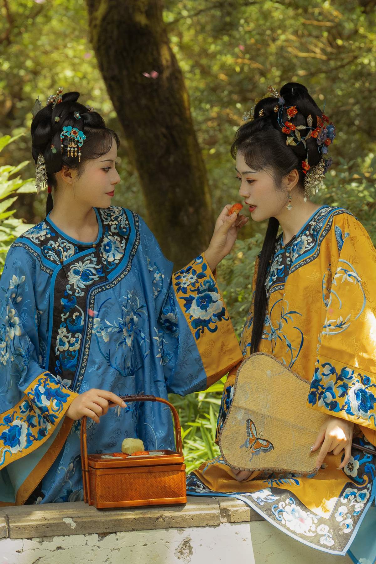 [YITUYU艺图语]2025.04.24 她和她的故事 遥七不卖鸡毛菜