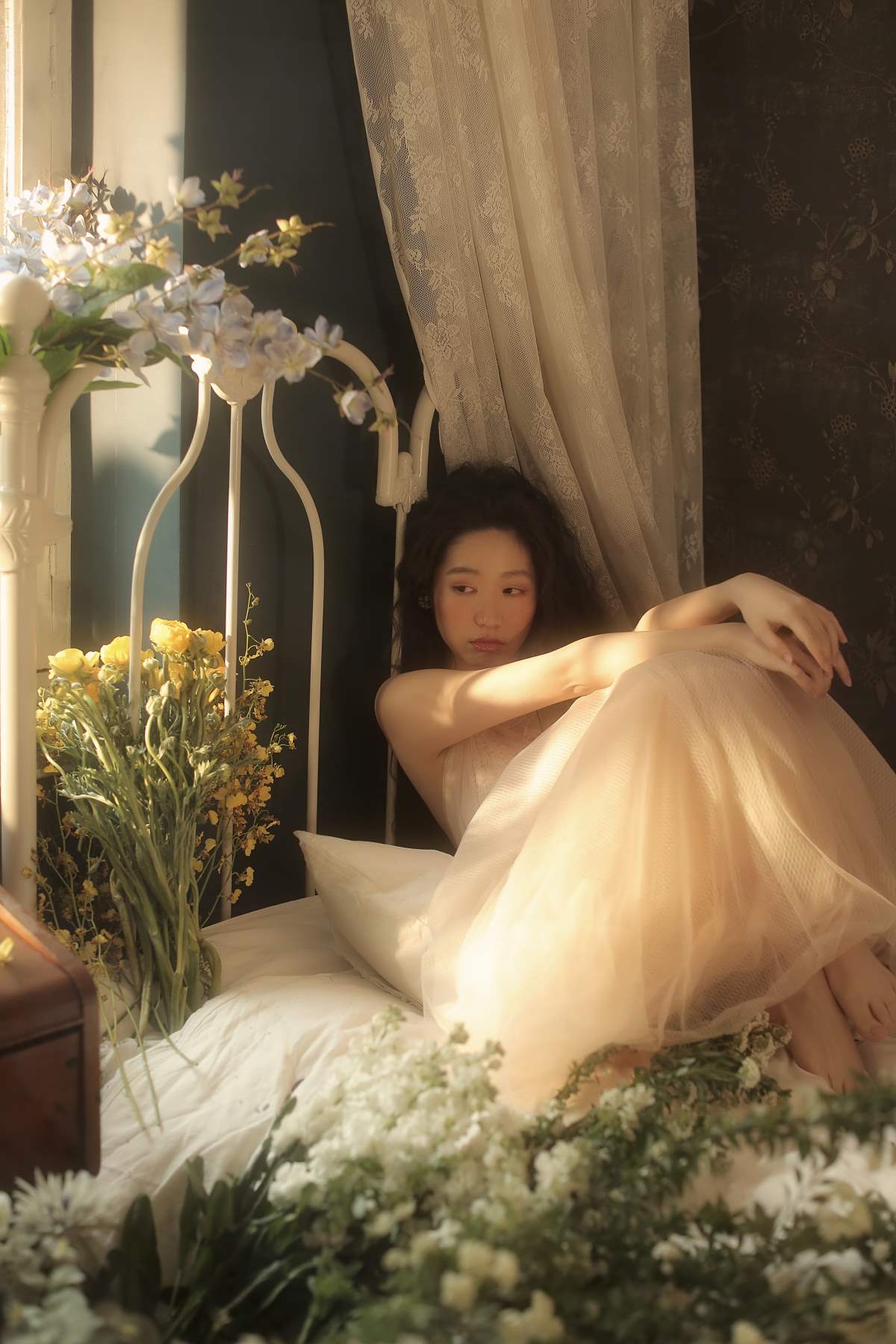 [YITUYU艺图语]2025.04.24 枕花而眠 姚-胖胖