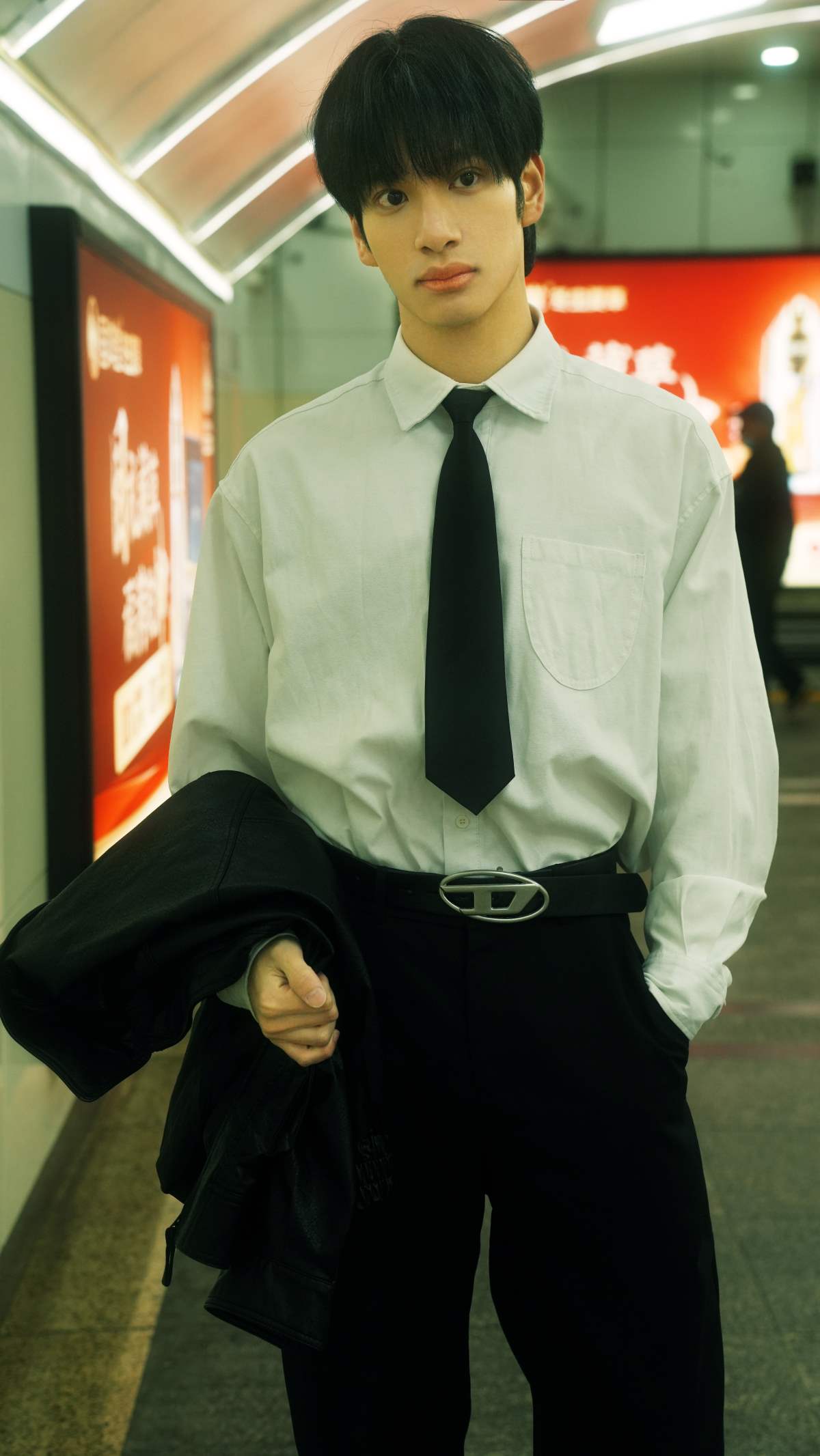 [YITUYU艺图语]2025.04.25 城市角落 藤原先生 预览图 - 2