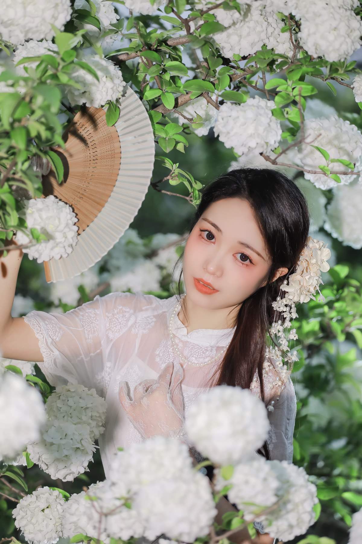 [YITUYU艺图语]2025.04.30 春日物语 化妆师-甜 预览图 - 2