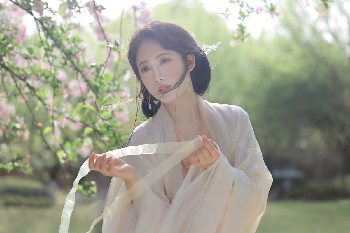 [YITUYU艺图语]2025.05.02 春之樱 铁铁 预览图 - 2