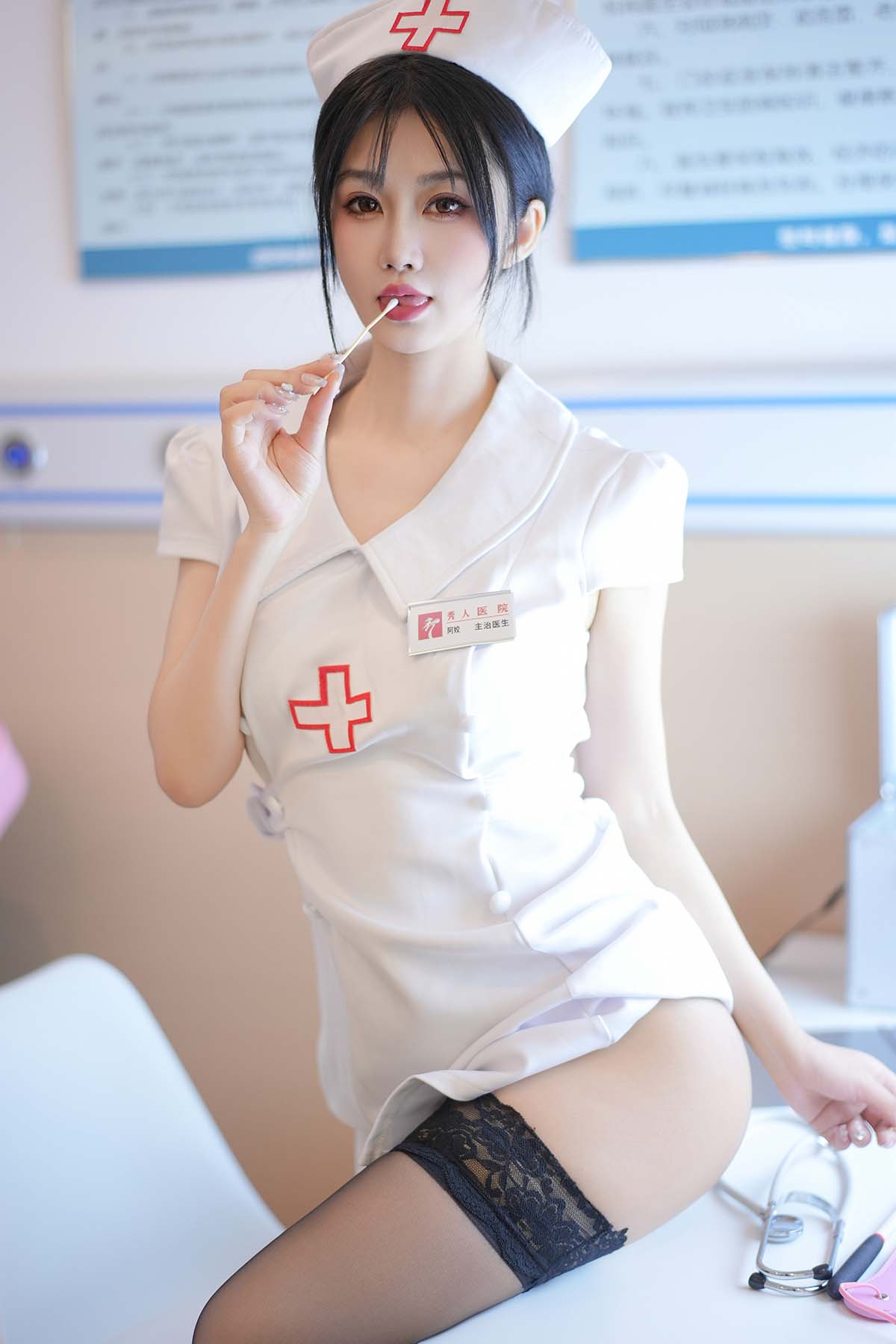 laura阿姣 – VIP医护病房