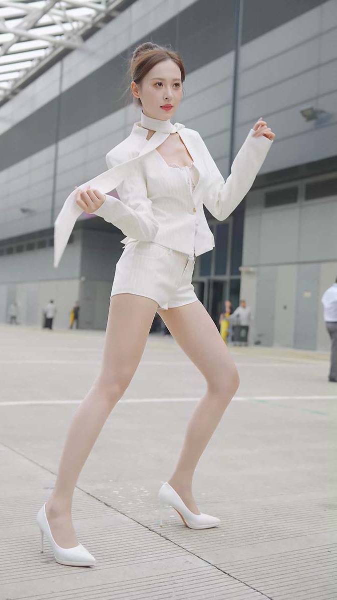 2024 深圳粤港澳大湾区车展 Model 车模随拍 111