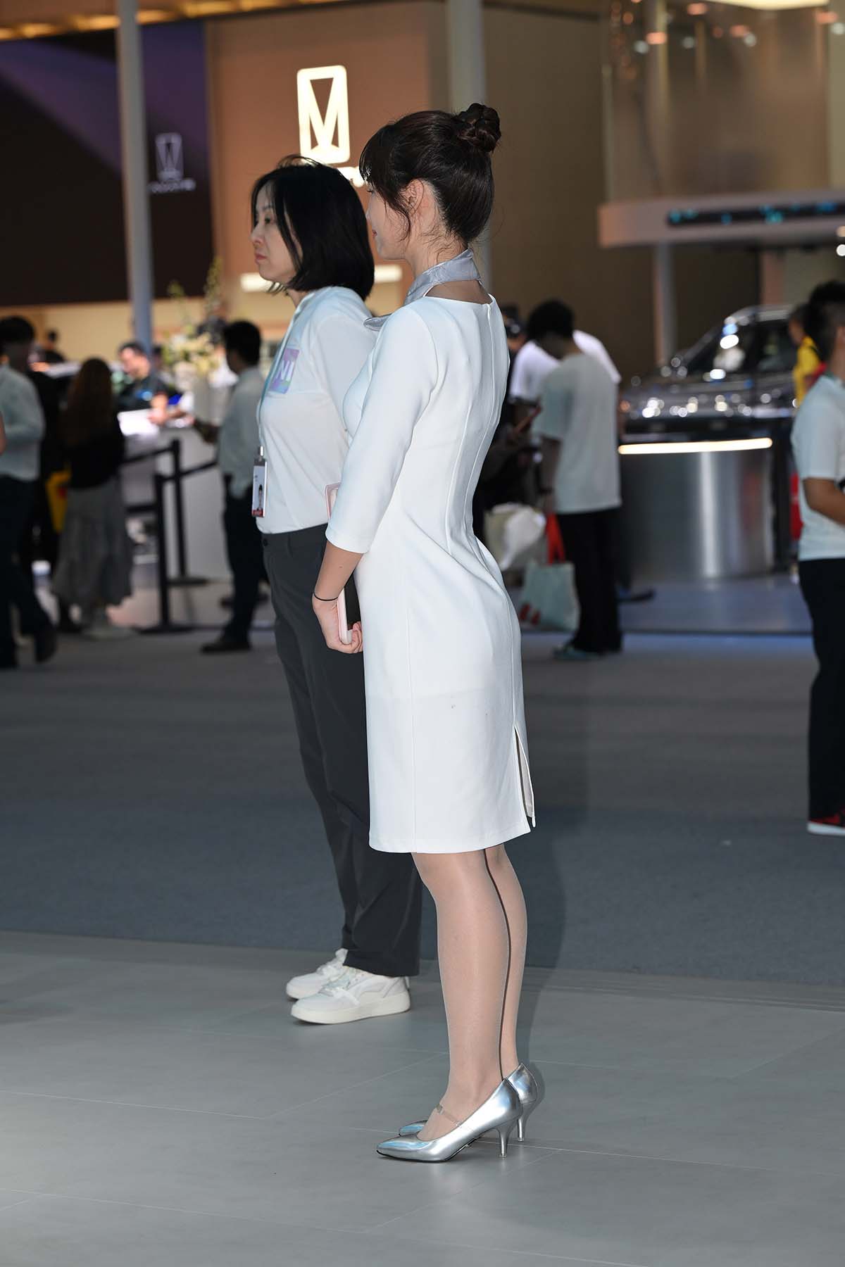 精选街拍作品 NO.4398 气质白色制服