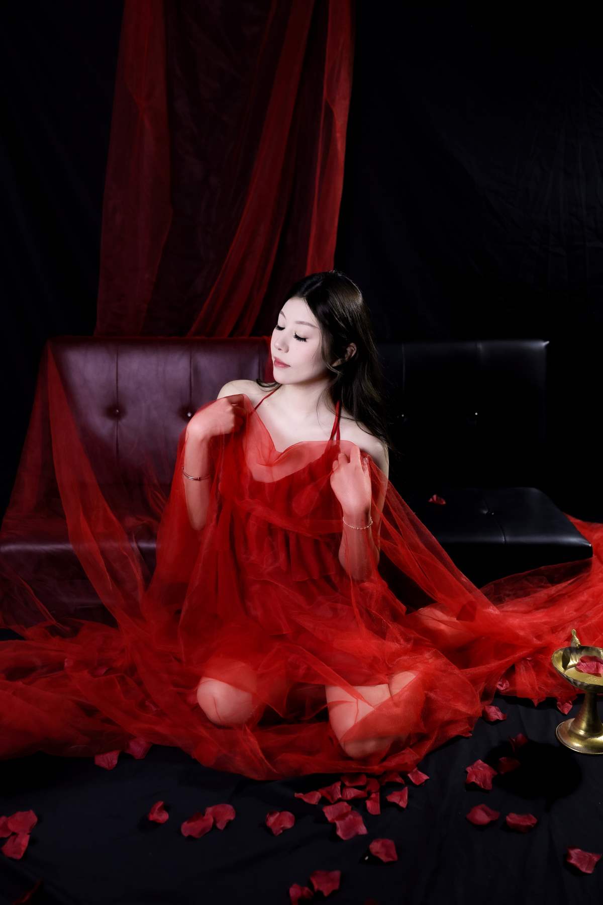 [YITUYU艺图语]2025.05.11 红色纱裙 甜甜 预览图 - 2