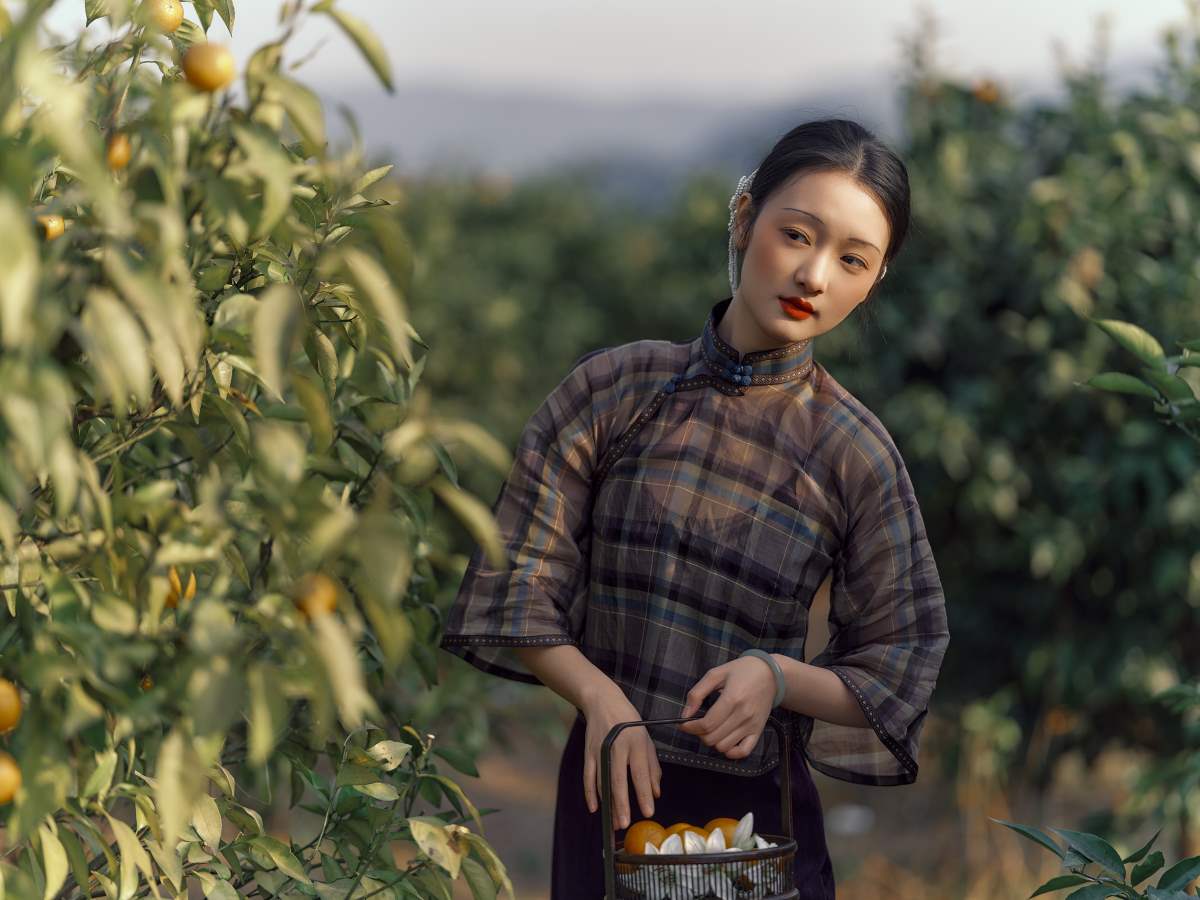 [YITUYU艺图语]2025.05.13 橘子熟了 妖怪哪里逃 预览图 - 2