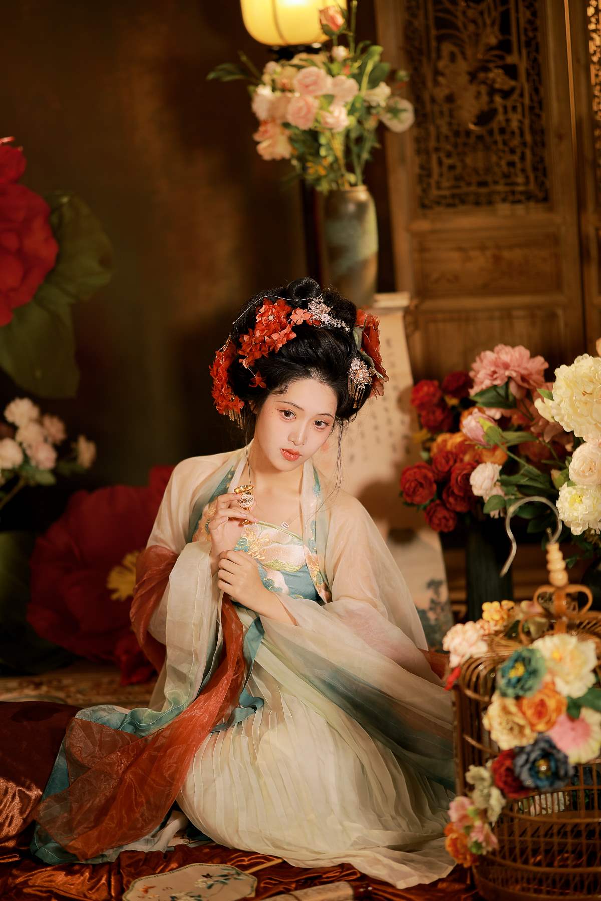 [YITUYU艺图语]2025.05.12 华丽唐风 绵绵思远道 预览图 - 2