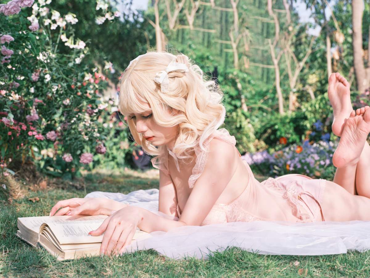 [YITUYU艺图语]2025.05.12 阳光彩虹金发少女 琴玖久 预览图 - 2