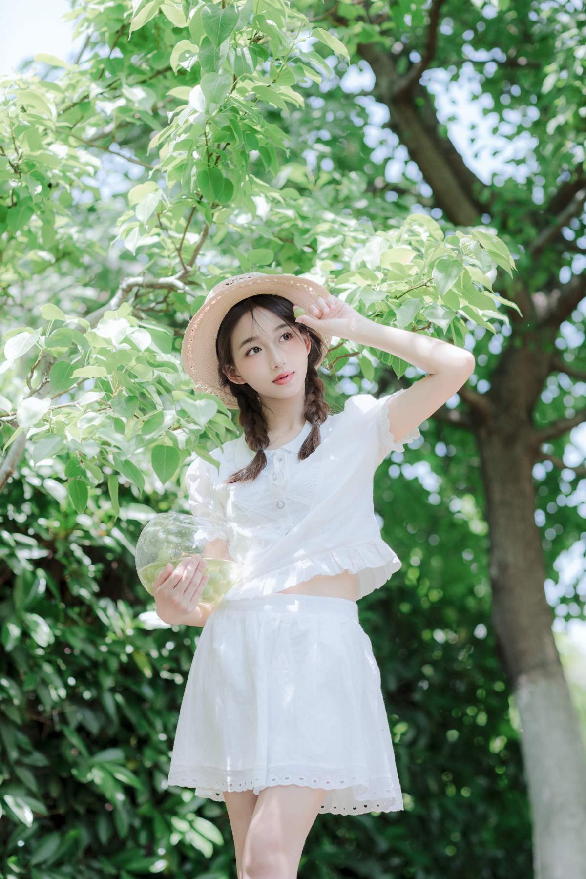 [YITUYU艺图语]2025.05.17 氧气感夏天 林淼鑫 预览图 - 2