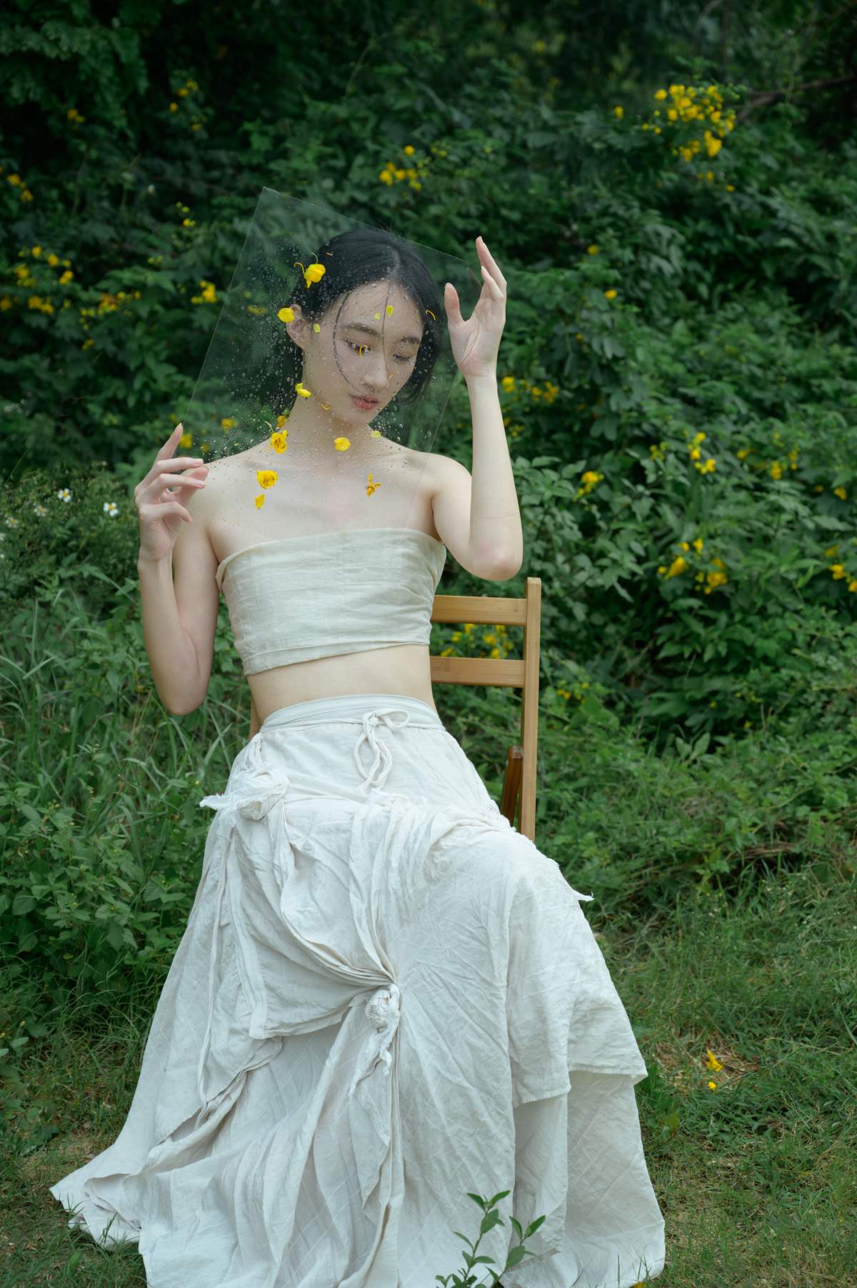 [YITUYU艺图语]2025.05.19 黄槐花开 阿吉缘子 预览图 - 2