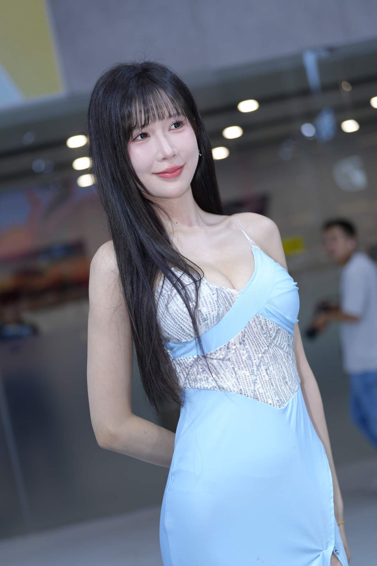 精选街拍作品 NO.4455 不只是美丽小哈娜