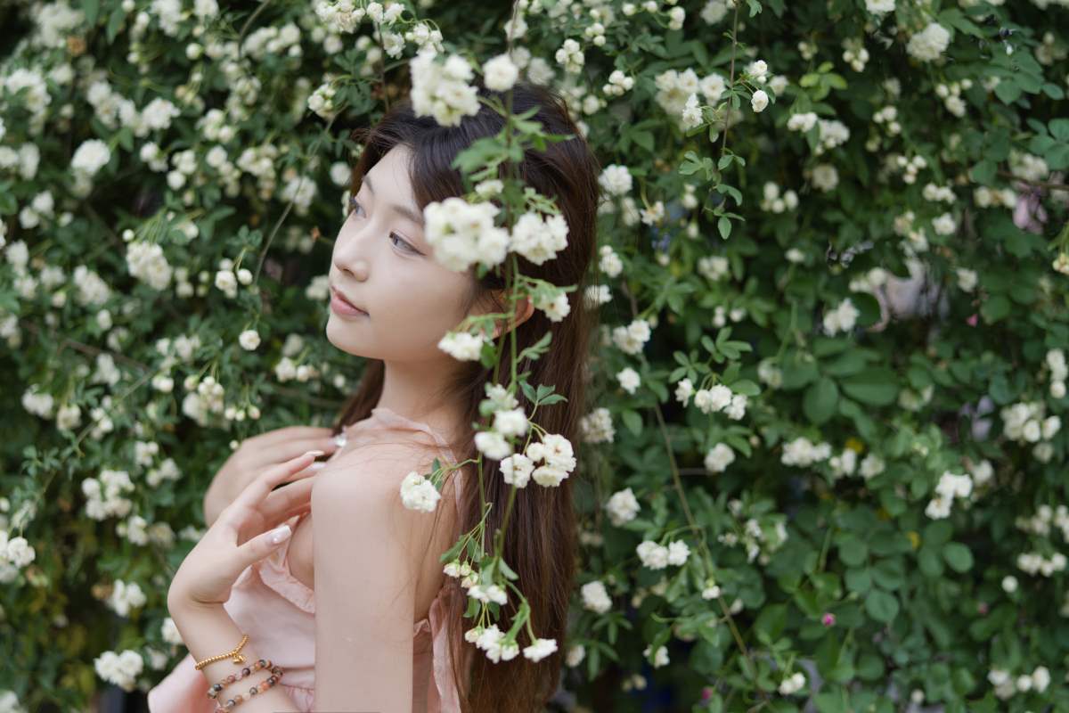 [YITUYU艺图语]2025.05.21 蔷薇情 只喝奶盖 预览图 - 2