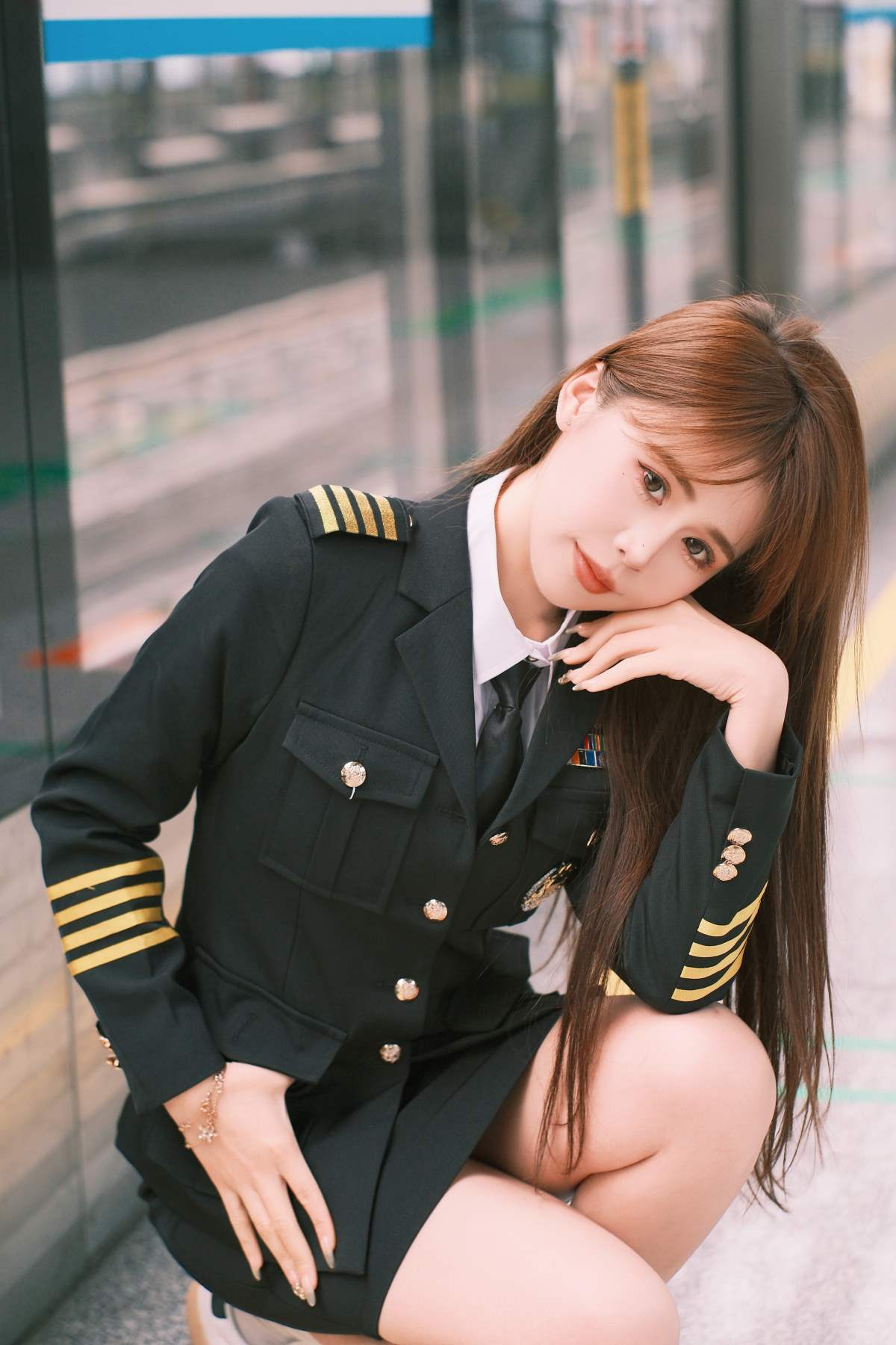 [YITUYU艺图语]2025.05.23 地铁站随拍 泡芙小方 预览图 - 2