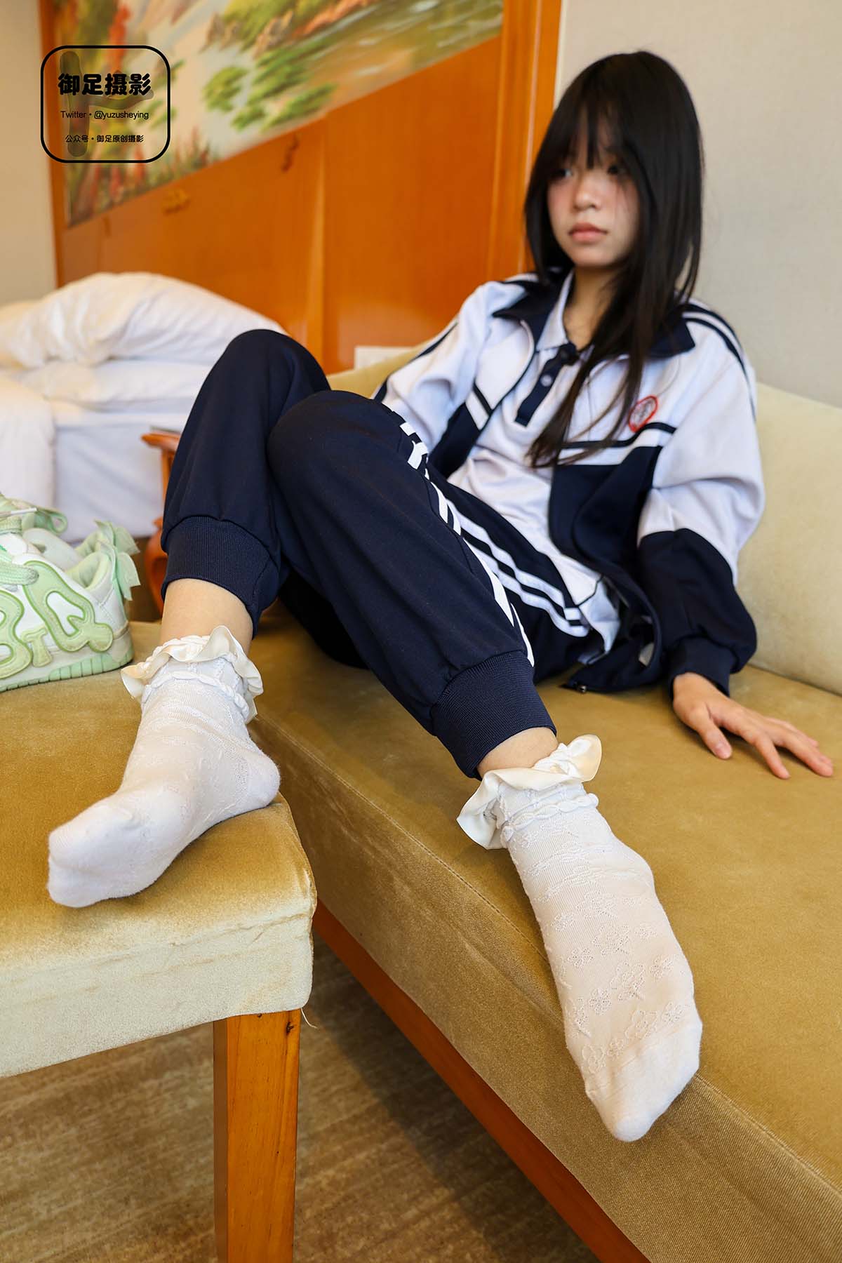 御足摄影 NO.044 – 校服踩踩踩