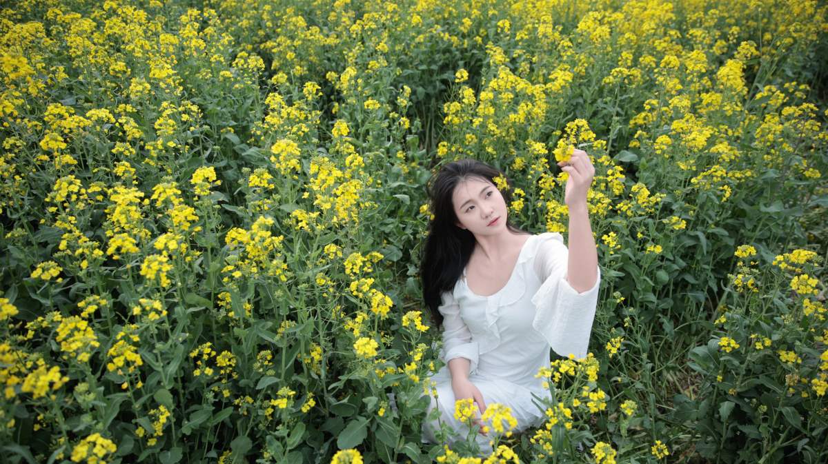 [YITUYU艺图语]2025.05.26 油菜花生命力 小南 预览图 - 2