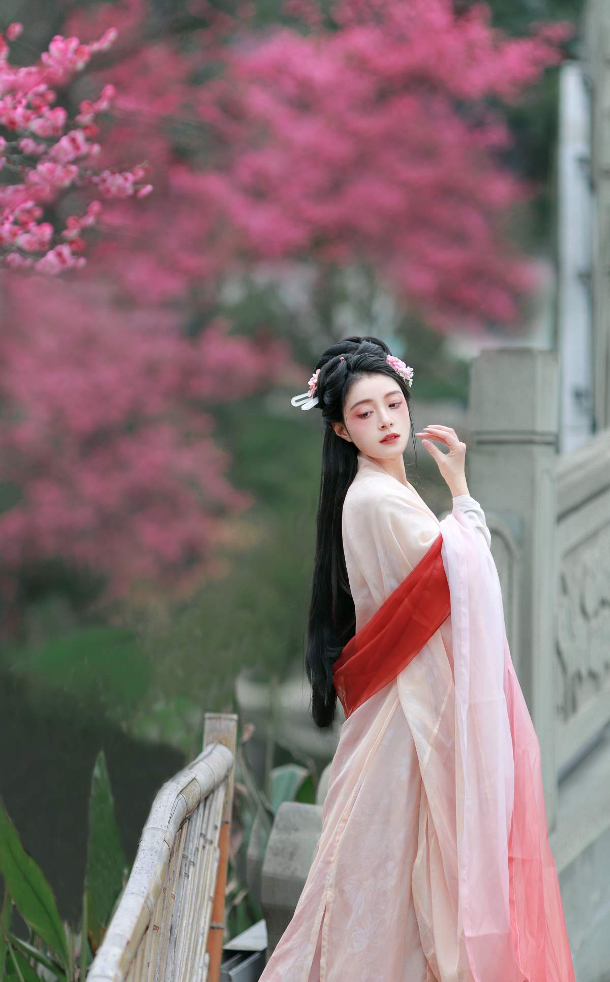 [YITUYU艺图语]2025.05.28 红梅 岁岁如意